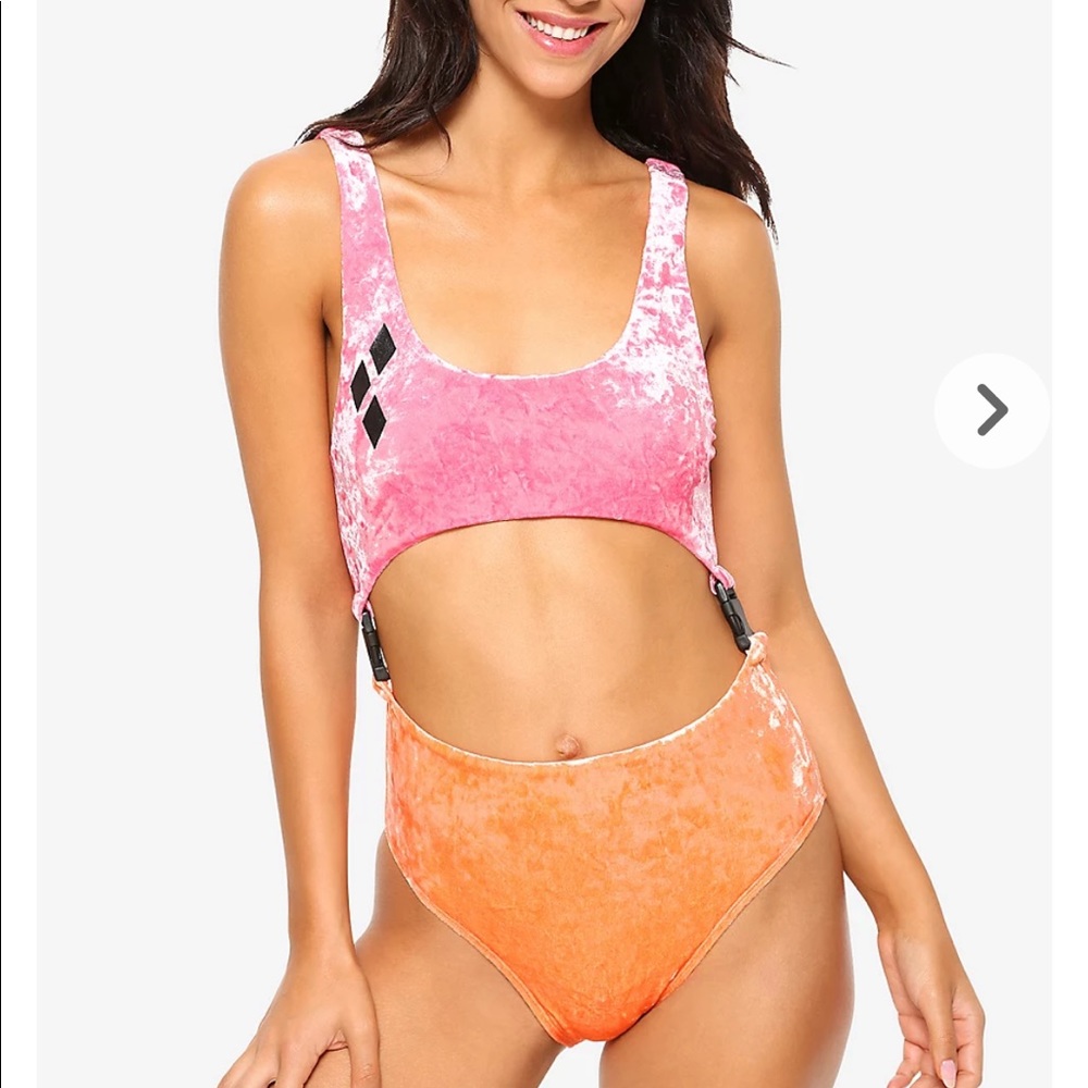 DC Comics Birds Of Prey Harley Quinn Pink & Orange Swimsuit